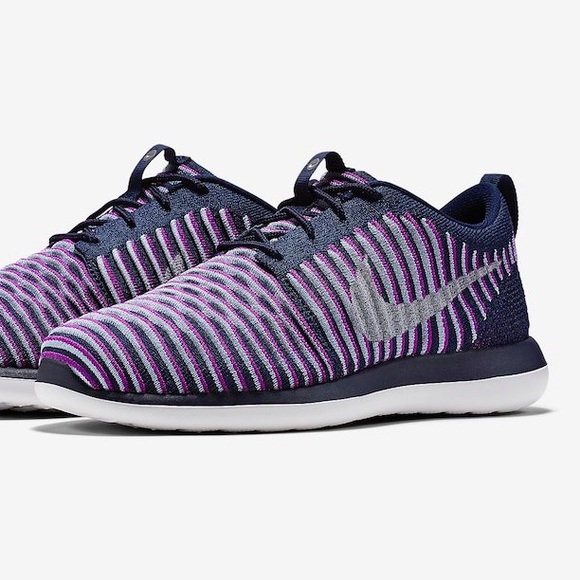 NWOT | Nike Knit Running Shoes - Picture 7 of 7